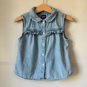Gap Girl’s Chambray Ruffle Buttondown Western Shirt Size XS (4-5)